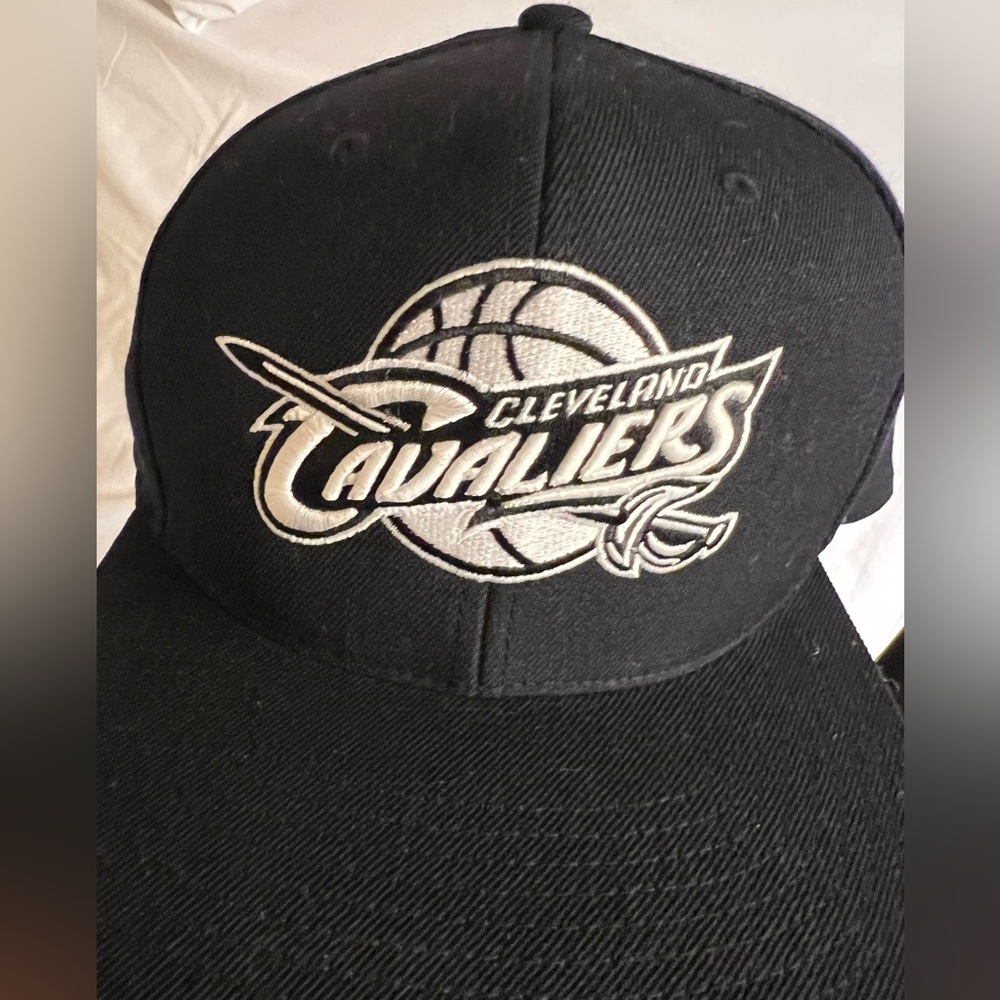 NBA - Cleveland Cavalier Mitchell & Ness Cap